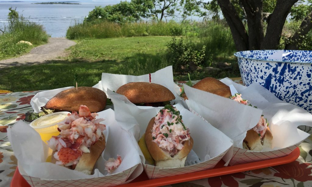 Lobster rolls in the park, Photo Credits: Summer Feet Cycling