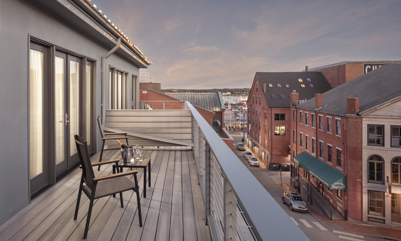 Guest Suite Balcony at Portland Regency Hotel & Spa. Photo Credit: Irvin Serrano